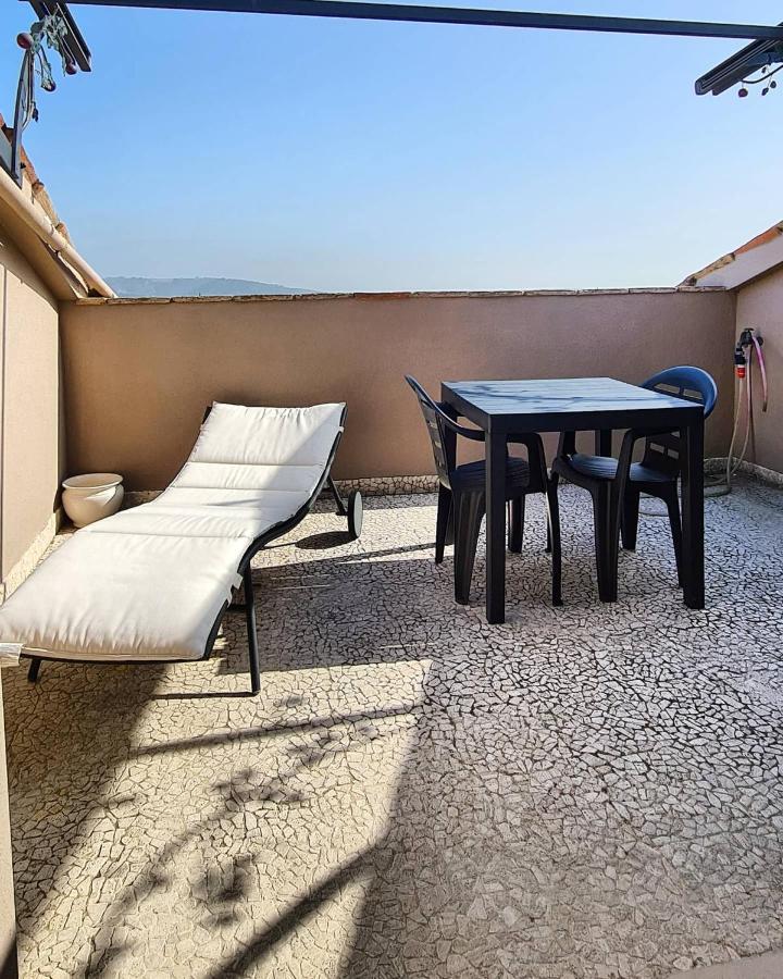 "Nido Del Falco" Palazzo Ricotti Camerano Exterior photo